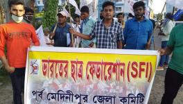 SFI West Bengal protest demanding fee waiver