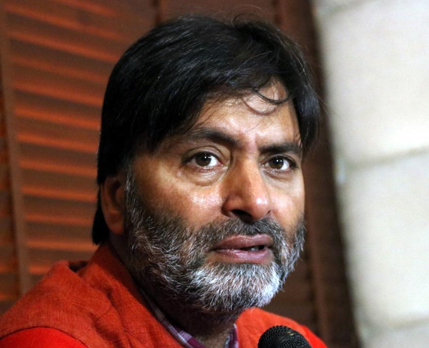 Centre Bans Yasin Malik-led JKLF For ‘Promoting Terrorism and Secessionism’