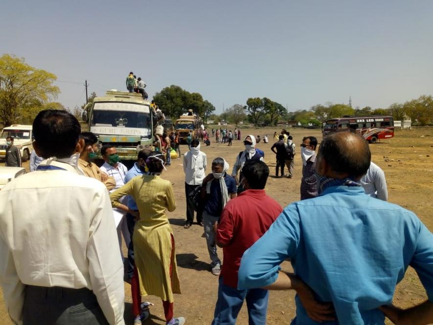 Migrant workers from various states return to Madhya Pradesh due to lockdown to stop the Cooronavirus outbreak