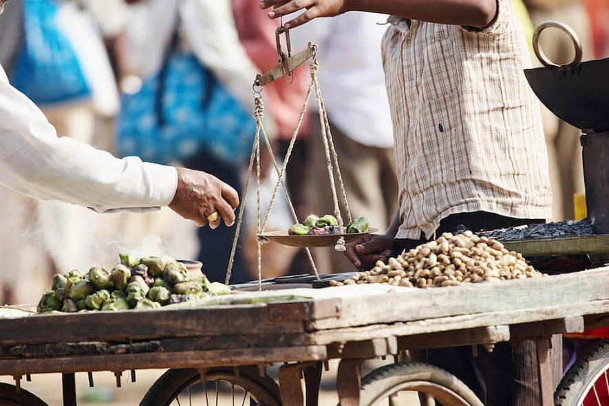 Delhi: Street Vendors Face Debt Trap