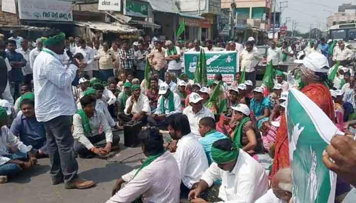 Amid Amaravati Farmers’ Protest and Legal Battle, Andhra Governor Gives Consent to 3 Capitals