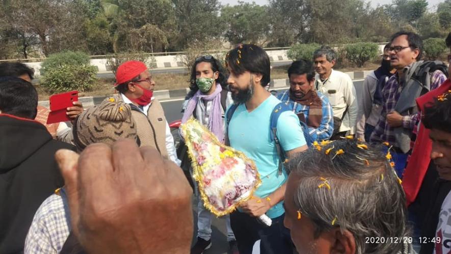 Left workers congratulating actor Joyraj Bhattacharjee for his walk. In Burdwan district on Tuesday