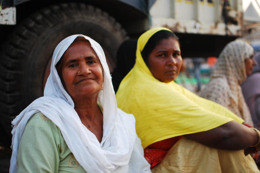 Women farmers at Singhu border.