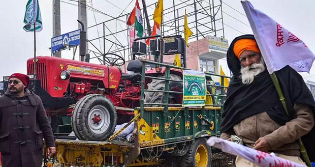 Notice Served to Over 200 Tractor Owners by UP Police, Farmers Allege Conspiracy to Derail Movement