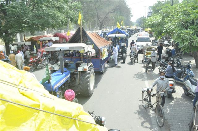 Delhi-Katra Expressway: Tractor March by Punjab Farmers Against Low Compensation for Land