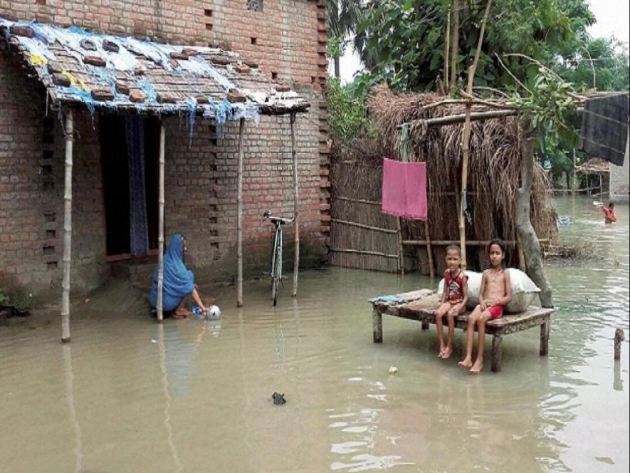 Bihar: Stranded Flood Victims Protest Against Lack of Relief