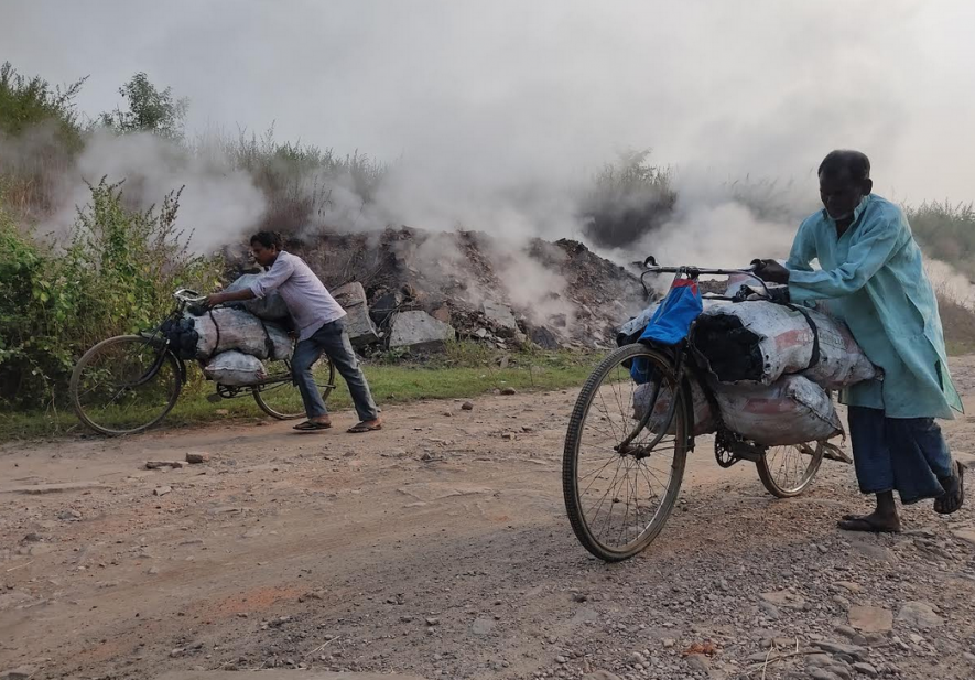 Asgar Alam and Jena Mahato in Jharia, Jharkhand.