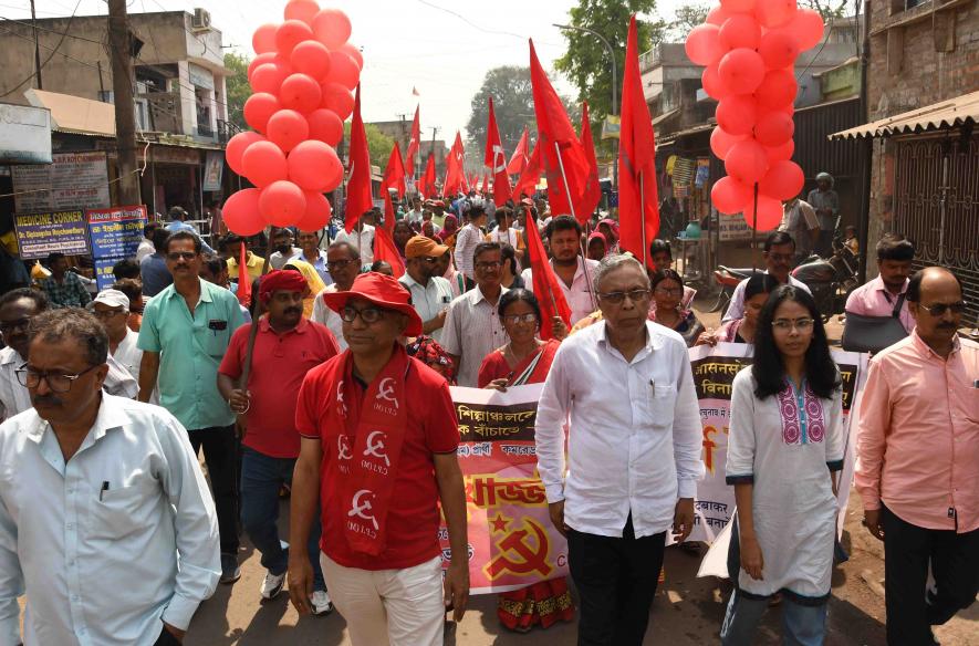 8  Pracher CPI-M Prathi Partha Mukharjee_Maha Michil Jamuria_S Majumder (1).jpg