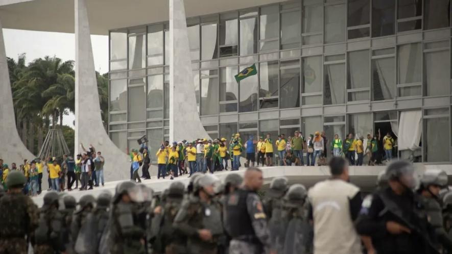 Bolsonaro supporters invade the three powers in Brasilia. Photo: Matheus Alves