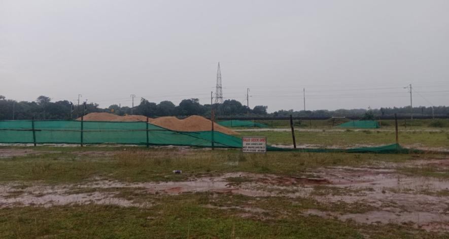 Sand stockyard in the village (Photo - Rahul Singh, 101Reporters) .