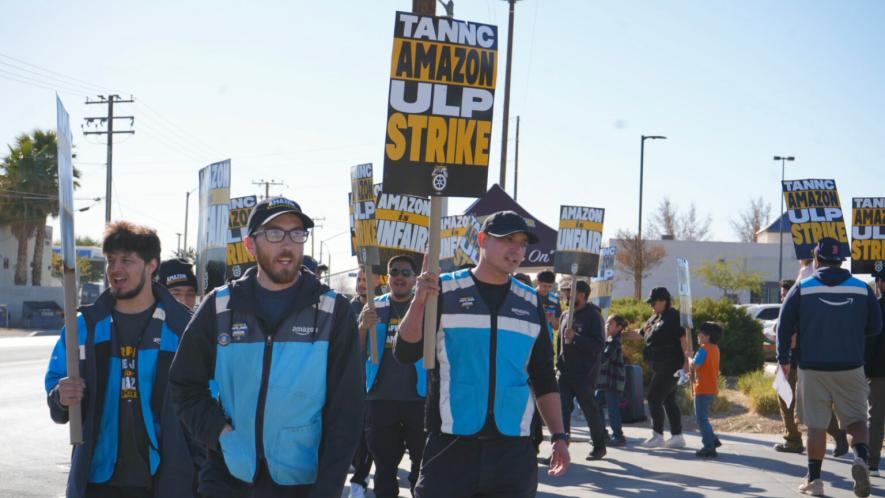 Amazon drivers went out on strike before the pre-holiday season (Photo: Amazon Teamsters)