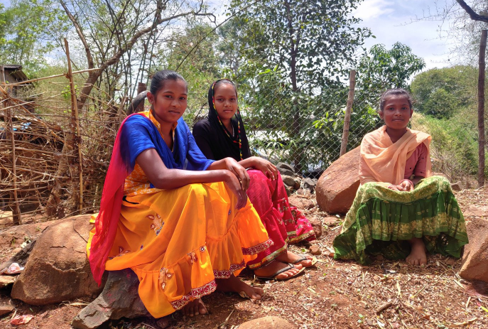 Vikloo Vilat (right), a Class 8 schoolgirl, has never held a smartphone